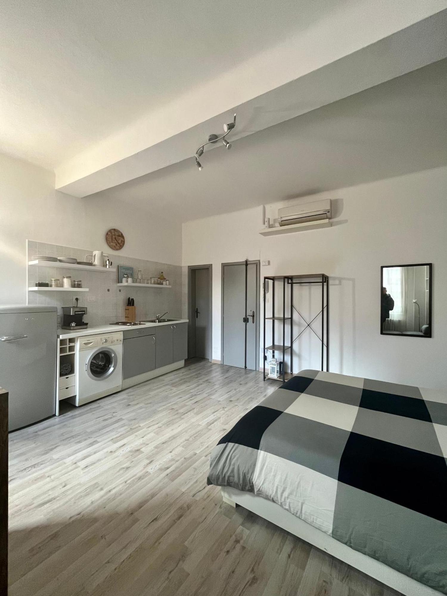 בולוניה Home 2 Torri מראה חיצוני תמונה